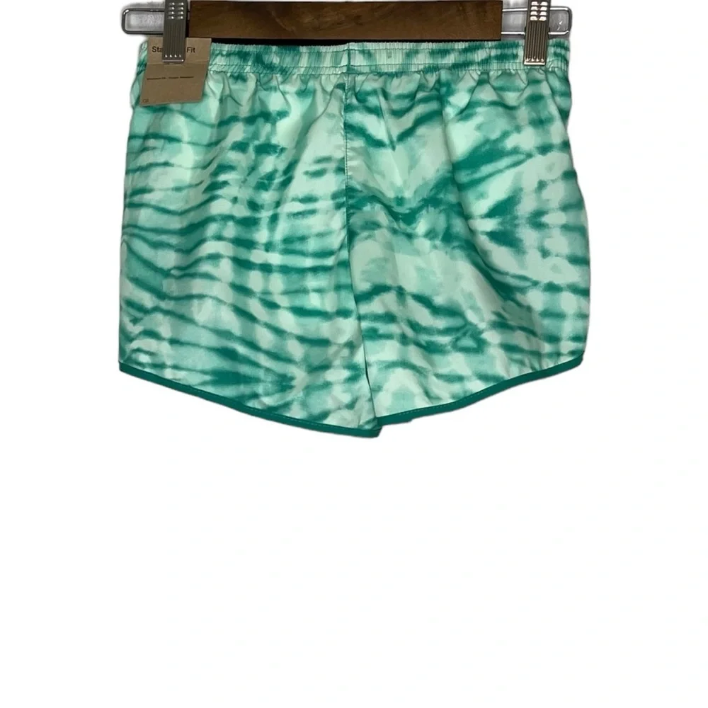 Nike girls green